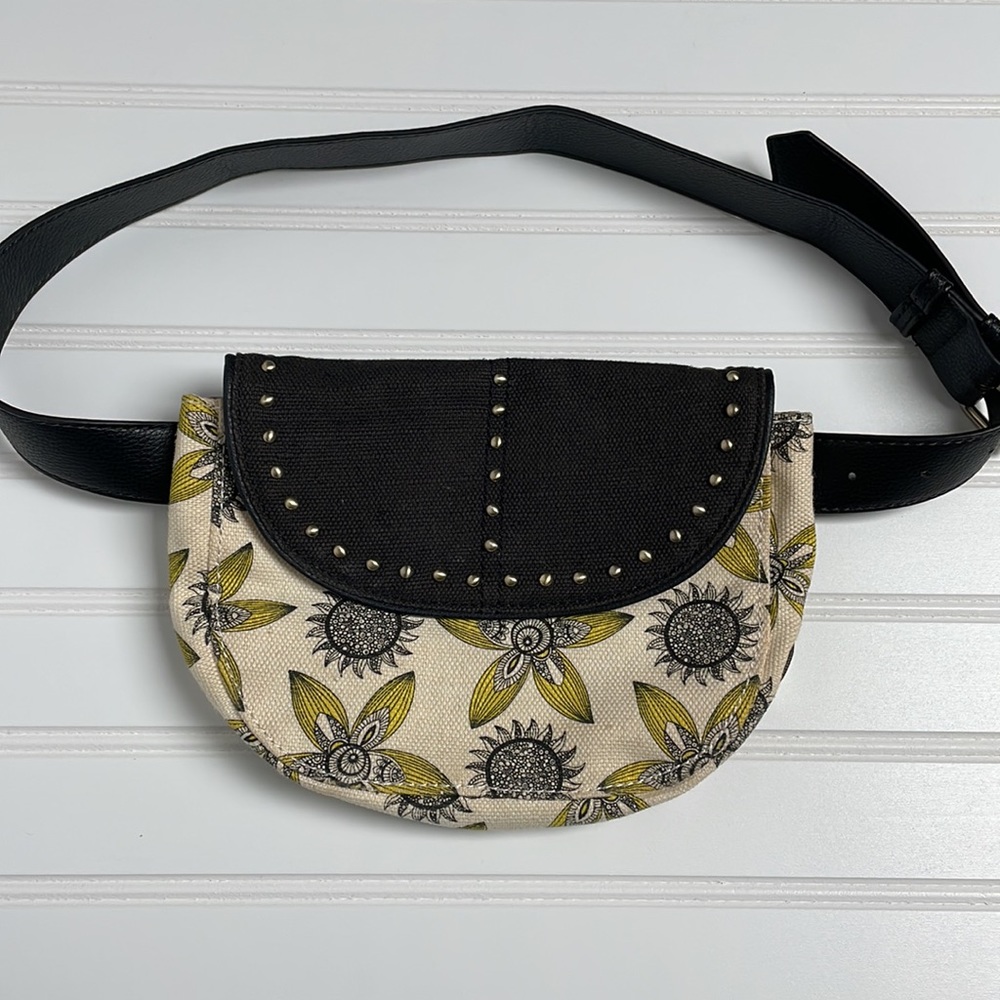 Sakroots The Sak Celestial Sun Pattern Canvas Belt Bag Faux Black Leather Belt